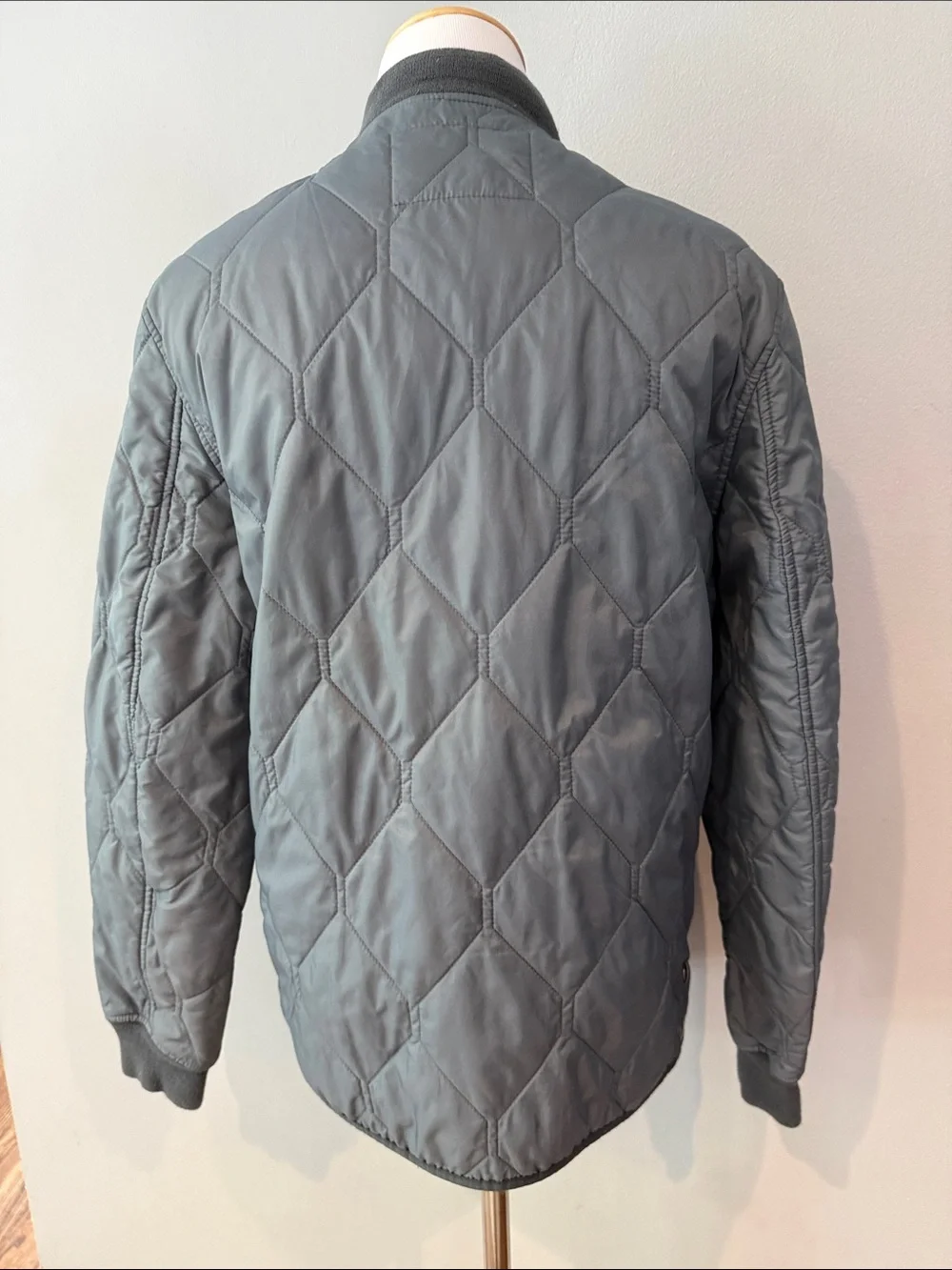 NWOT J. Crew men’s Quilted Bomber Jacket in slate blue/ grey - xs